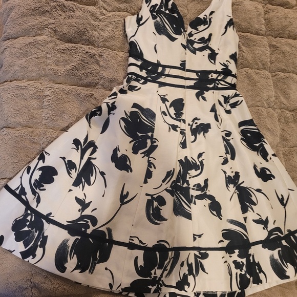 JESSICA HOWARD Dress women's size 8 fit and flare sleeveless dress - Picture 7 of 12